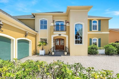 1216 50th St, Cape Coral, FL 33914-7051