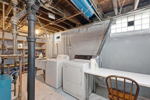 1428 Breda Ave, Saint Paul MN  55108-2605 exterior