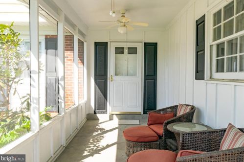 2719 Tanager Dr, Wilmington, DE 19808-1621