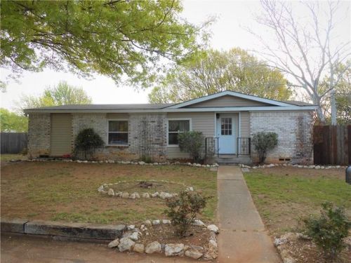 95 The Grv, Denton, TX 76210-2745