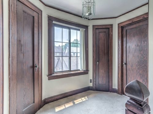 20 Marshall Ave, Floral Park NY  11001-3201 exterior