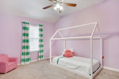 8613 Vista Royale Dr, Fort Worth TX  76108-7944 exterior