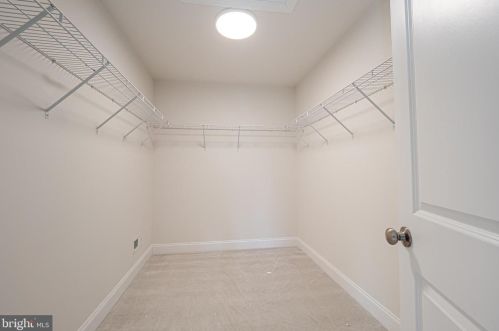 706 Hornblende Ave, Kennett Sq PA  19348-3614 exterior