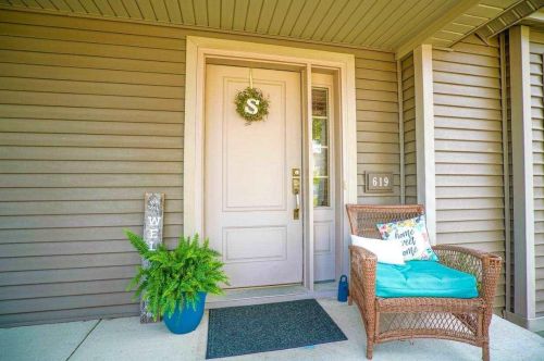 619 Hercules Trl, Madison, WI 53718-2931