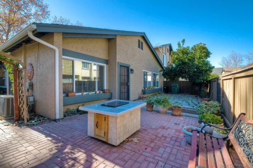 10291 Kerrigan St, Santee, CA 92071-1270