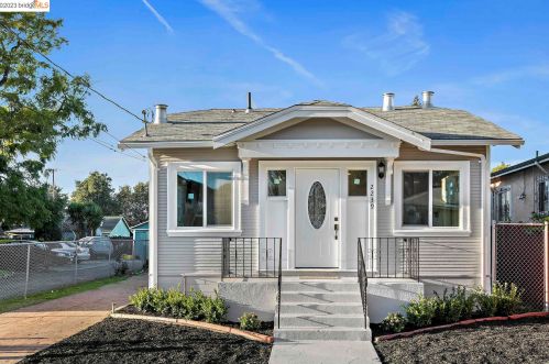 2239 83rd Ave, Oakland, CA 94605-3415