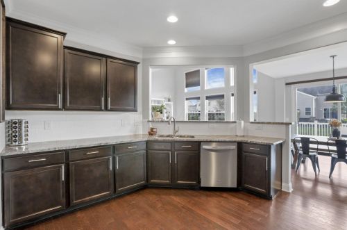 924 Kentucky Cir, Marysville OH  43040-7095 exterior