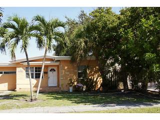 2419 Van Buren St, Hollywood, FL 33020-4932