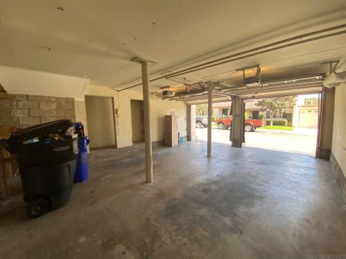 5516 Caminito Roberto, San Diego CA 92111-3013 exterior