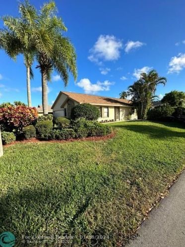 2622 13th St, Delray Beach FL  33445-1327 exterior