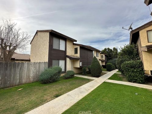4301 Tierra Verde St, Bakersfield, CA 93301-1241