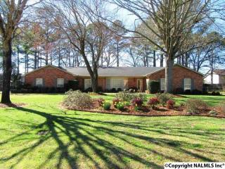 2303 Fairway Cir, Decatur, AL 35601-6529