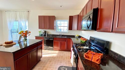 928 Shepard Ave, Bear DE  19701-6836 exterior