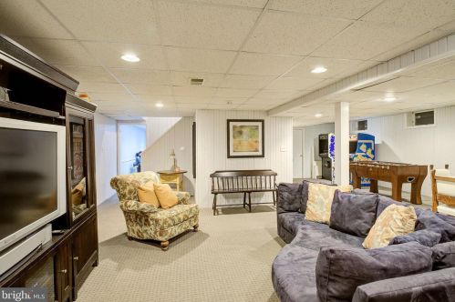 1800 Celeste Dr, Belmar NJ 07719-9506 exterior