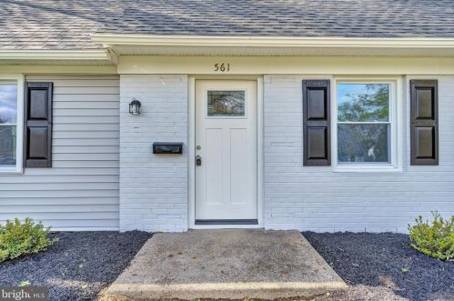 561 Charleston Rd, Willingboro NJ  08046-1768 exterior