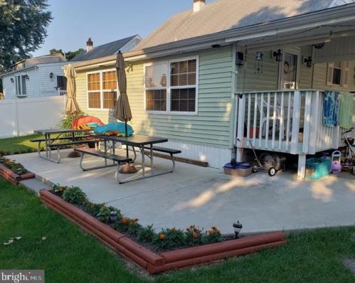 128 Bergen St, Gloucester NJ  08031-2702 exterior