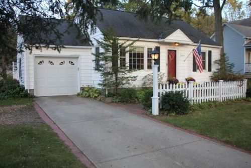 2661 Stoney Ridge Rd, Avon, OH 44011-2633