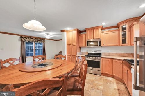 910 Dogwood St, Smithville PA  17560-9692 exterior