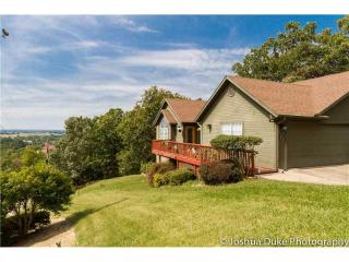 746 Westview Dr, Fayetteville, AR 72703-3461