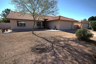 2731 Leonora St, Mesa, AZ 85213-2369
