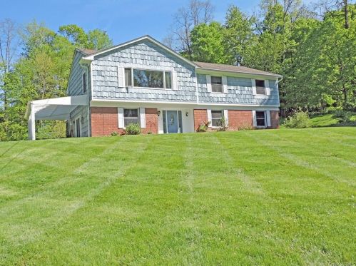 284 Croton Dam Rd, Crotonville, NY 10562-1704