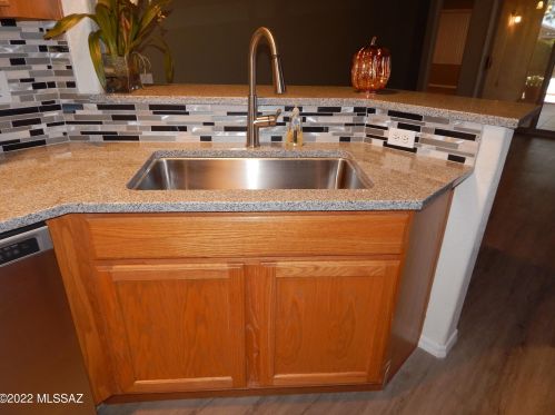 8925 Tortolita Bluffs Pl, Tucson AZ  85742-4524 exterior