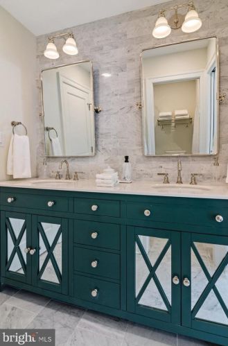 577 Jobel Dr, Tavistock NJ  08033-1034 exterior