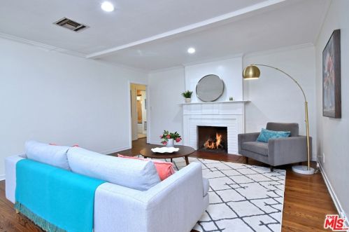4934 Cartwright Ave, North Hollywood CA  91601-4023 exterior