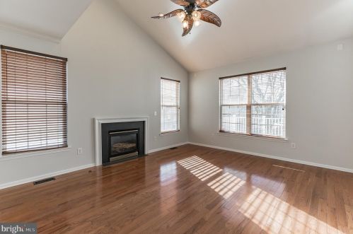 142 Laurel Trl, Swedesboro NJ  08085-4074 exterior