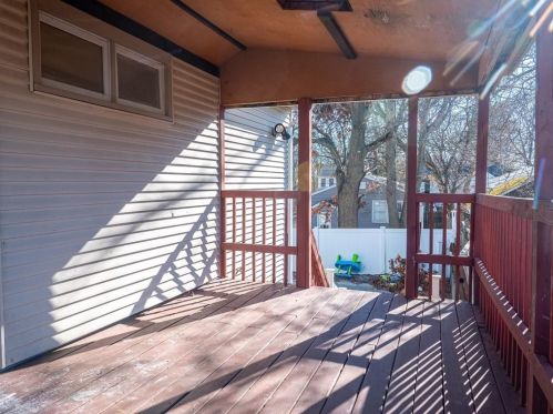 12 Time St, North Providence RI  02904-4721 exterior