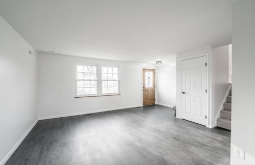 180 Woburn Farm Cir, Englewood OH  45322-3425 exterior