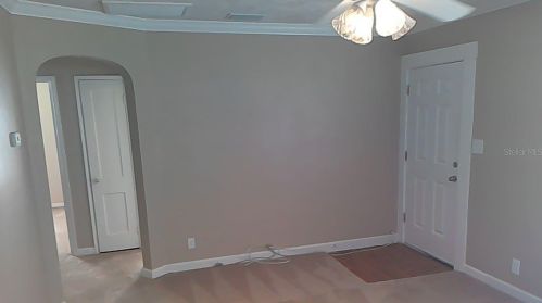 1529 24th Ave, Saint Petersburg FL  33704-3139 exterior