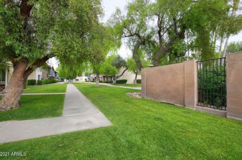 6119 Granite Reef Rd, Scottsdale AZ  85250-5868 exterior