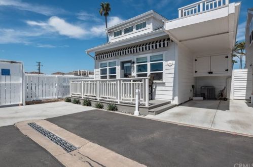 1 Bolivar St, Newport Beach, CA 92663-4419