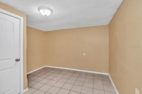 1336 Orange St, Apopka FL 32703-4440 exterior