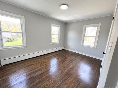 89 Stanwood Dr, New Britain CT  06053-3425 exterior