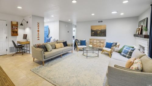 218 Sandalwood Ct, Vacaville CA  95687-5238 exterior