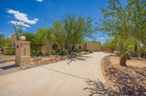 9970 Sumter Creek Pl, Tucson, AZ 85742-8627