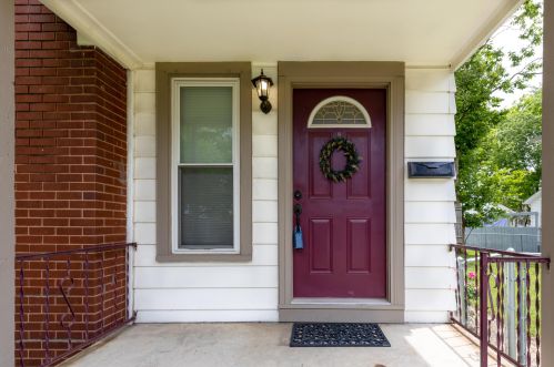 208 Park St, Mount Vernon, OH 43050-2554