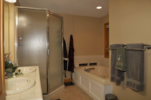 18 Morgan Ln, Keene NH  03431-5259 exterior