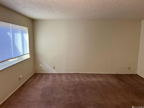 955 75th Ave, Oakland, CA 94621-2929