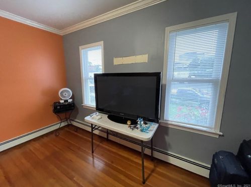 240 Greenwich Ave, Stamford, CT 06902-6710