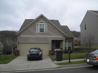 2813 Cato Ridge Dr, Nashville, TN 37218-3633