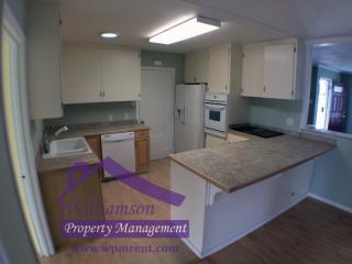 1706 18th St, Eureka CA  95501-2601 exterior