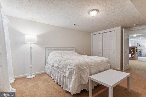 10114 Lees Crossing Ln, Fredericksburg VA  22408-0292 exterior
