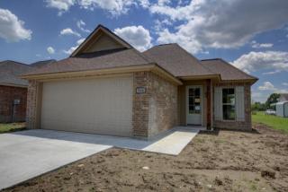 914 Russo Rd, New Iberia, LA 70563-9028