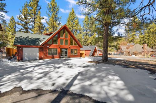305 North Shore Dr, Big Bear City, CA 92314-9413