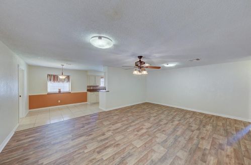 1705 20 Ave, Texas City TX  77590-5226 exterior