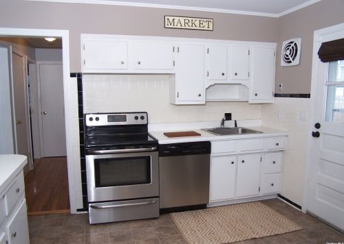 30 Roosevelt Dr, Bethpage NY  11714-5533 exterior