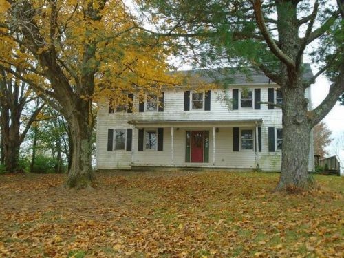 302 Pokeberry Rd, Sadieville, KY 40370-9585